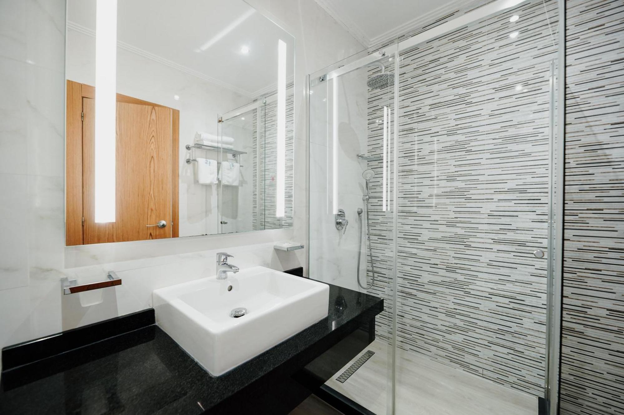 Hotel Agimi Sarande Ngoại thất bức ảnh
