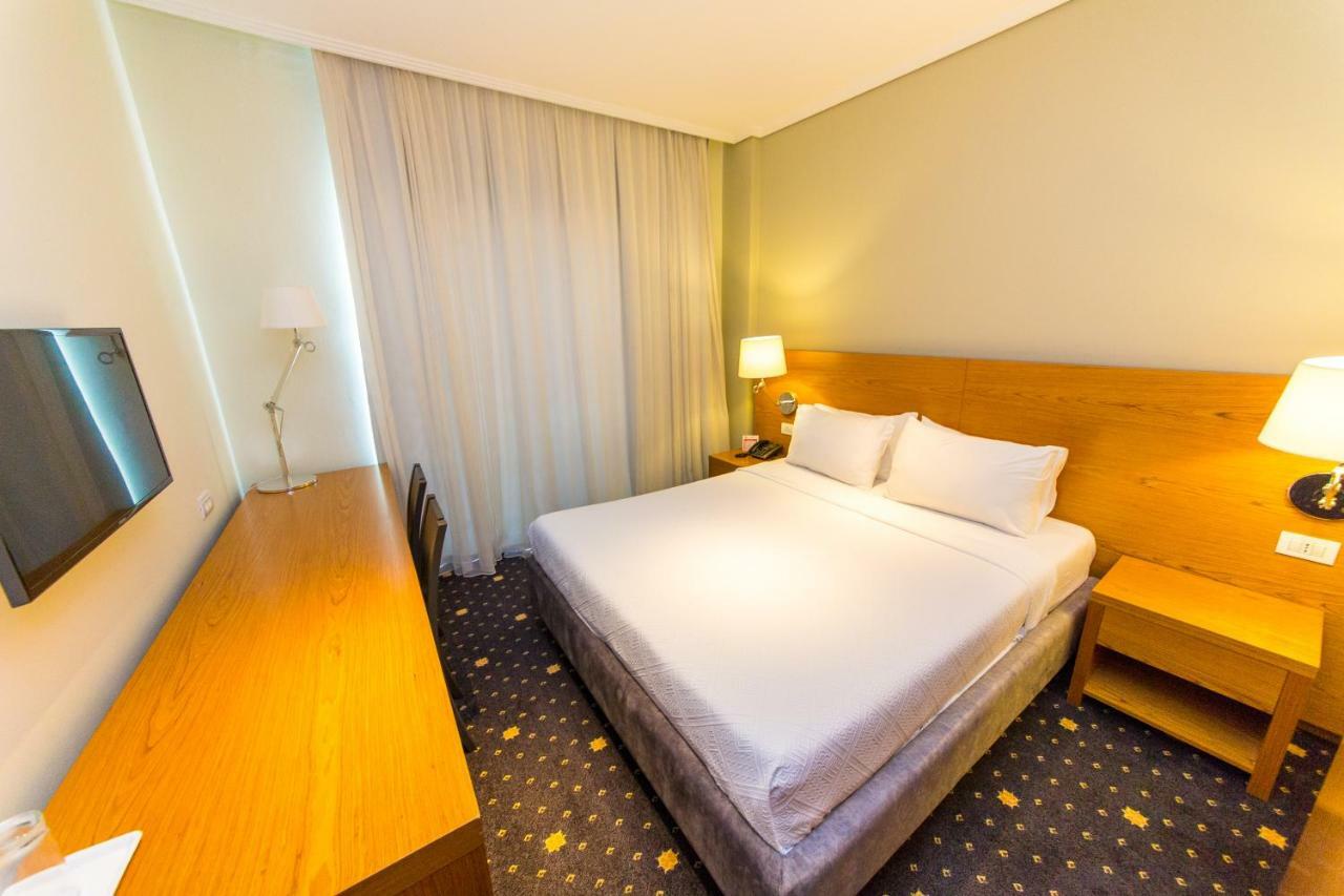 Hotel Agimi Sarande Ngoại thất bức ảnh